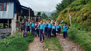 बचत अभियानः विद्यार्थीको बैंक खातामा रोङ गाउँपालिकाले हाल्छ दैनिक १ रुपैयाँ